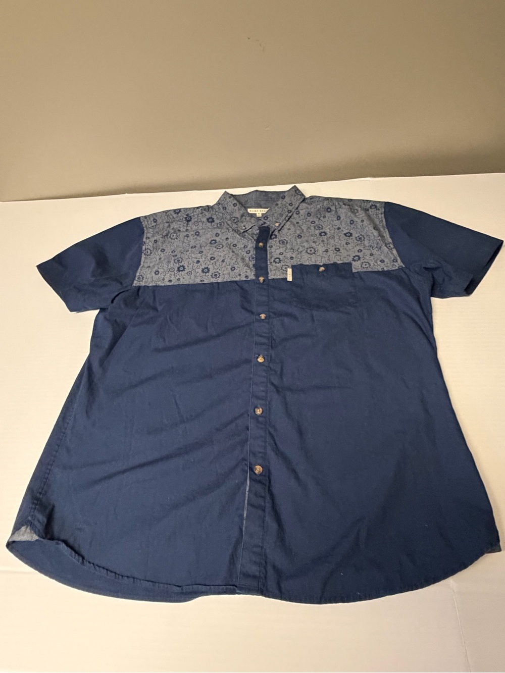 Marc Ecko “Cut & SewNavy Short-Sleeve Button-Down with Patterned Light Blue Yoke